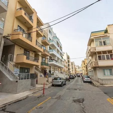 Lejlighed Stylish, Comfortable 2br With Wifi & Prvt Balcony By 360 Estates *